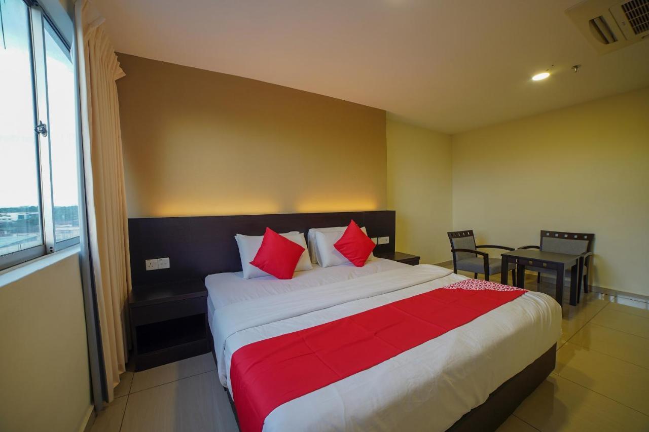 Oyo 89531 Villa Hotel Segamat Eksteriør billede