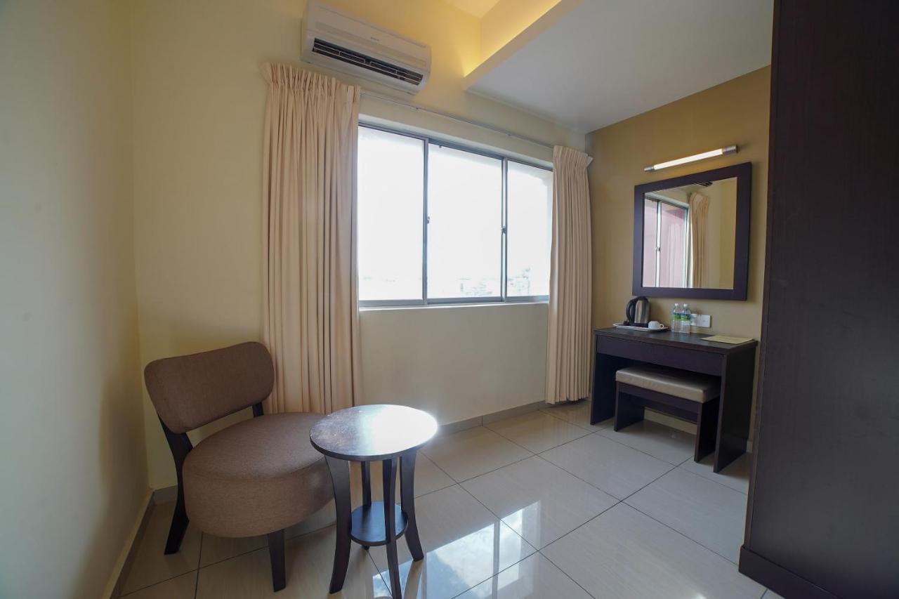Oyo 89531 Villa Hotel Segamat Eksteriør billede
