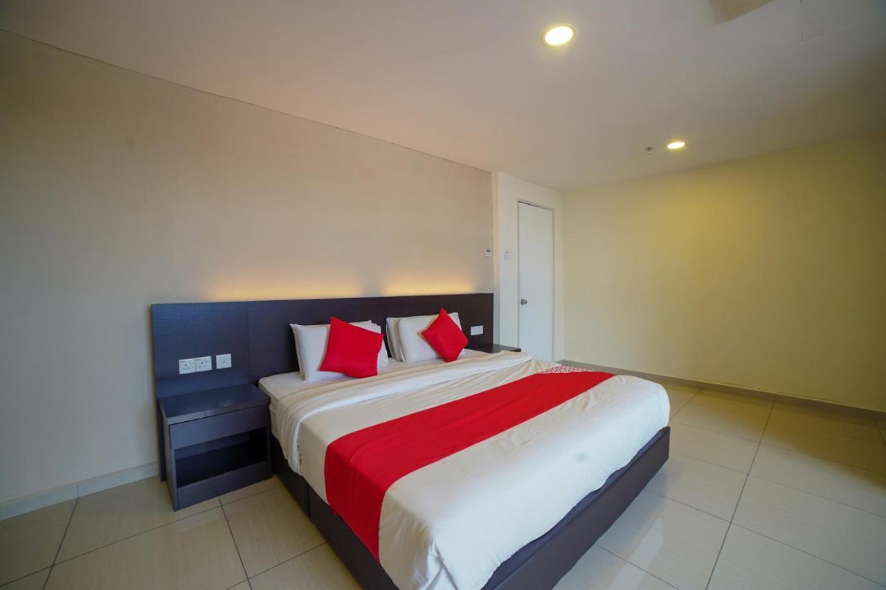 Oyo 89531 Villa Hotel Segamat Eksteriør billede